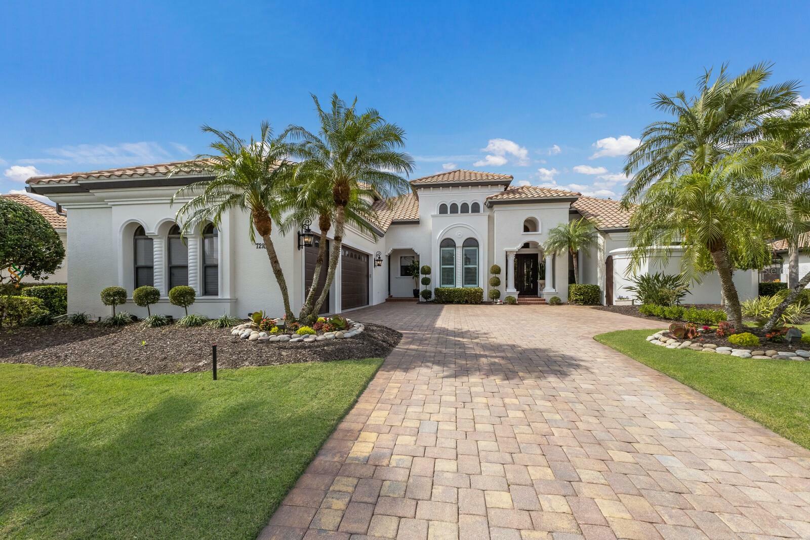 Property Photo:  7210 Desert Ridge Glen  FL 34202 