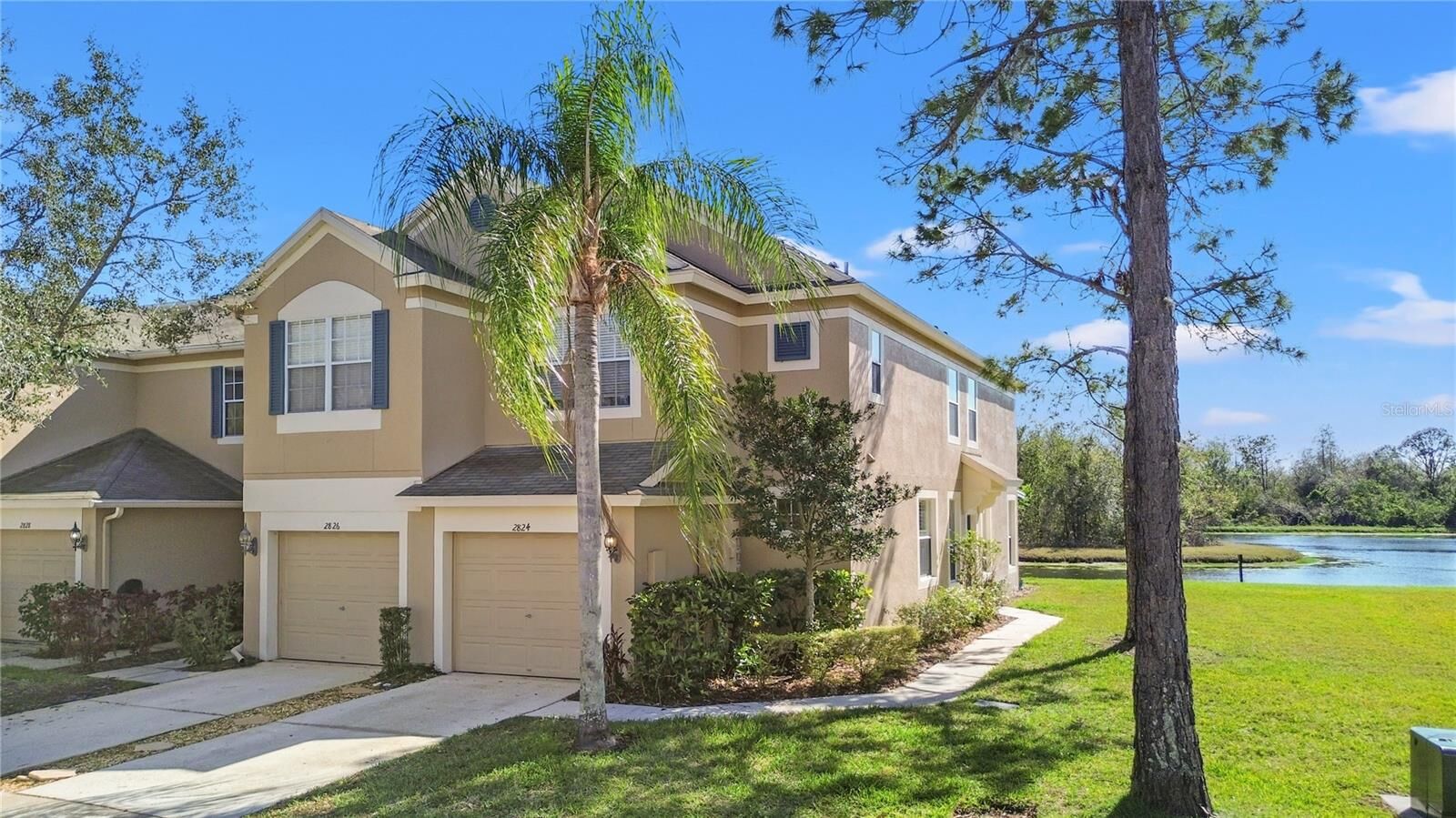 Property Photo: 2824 Conch Hollow Drive FL 33511