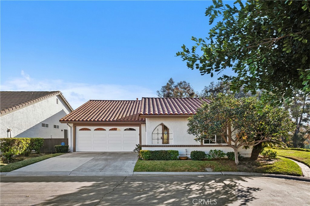 Property Photo:  23999 Delantal  CA 92692 