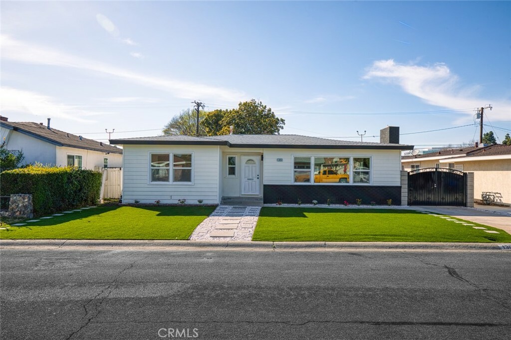 13051 Birchwood Street  Garden Grove CA 92843 photo