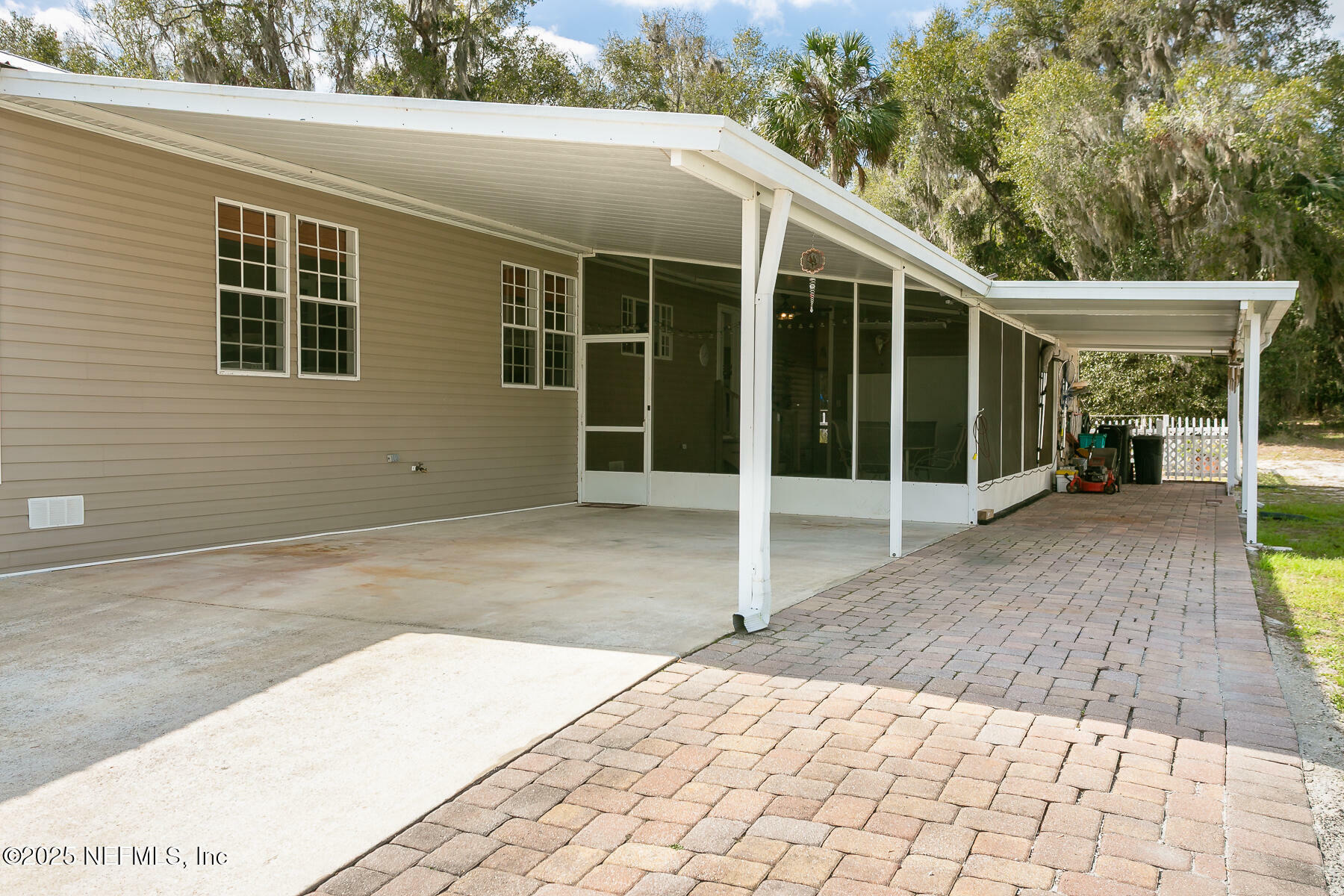 Property Photo:  141 Pine Lake Drive  FL 32189 