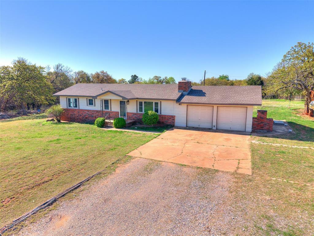 Property Photo: 9304 Whitebrook Street OK 73026