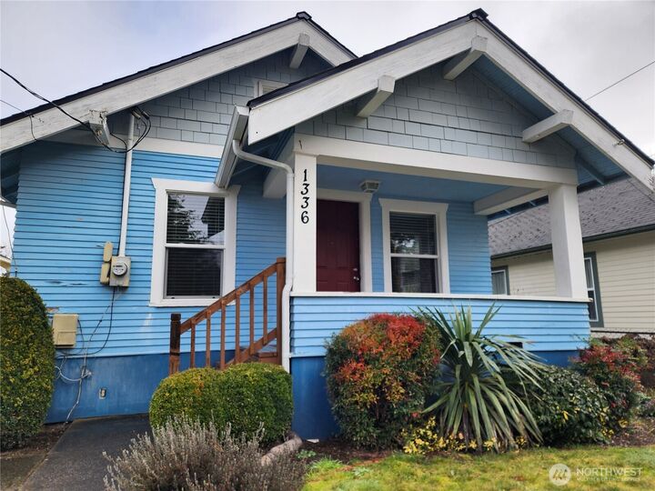 1336  Elizabeth Avenue  Bremerton WA 98337 photo