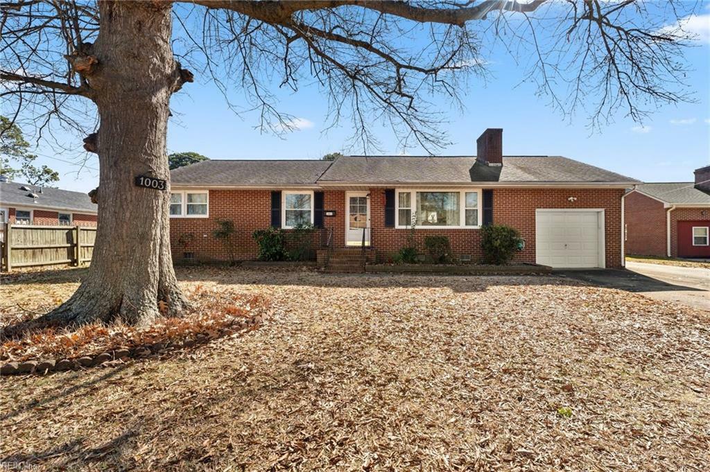 Property Photo: 1003 Faubus Dr VA 23605
