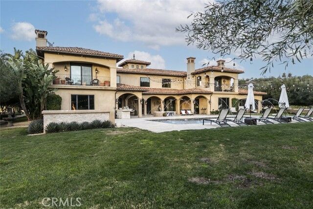 Property Photo:  13306 Nightsky Drive  CA 93012