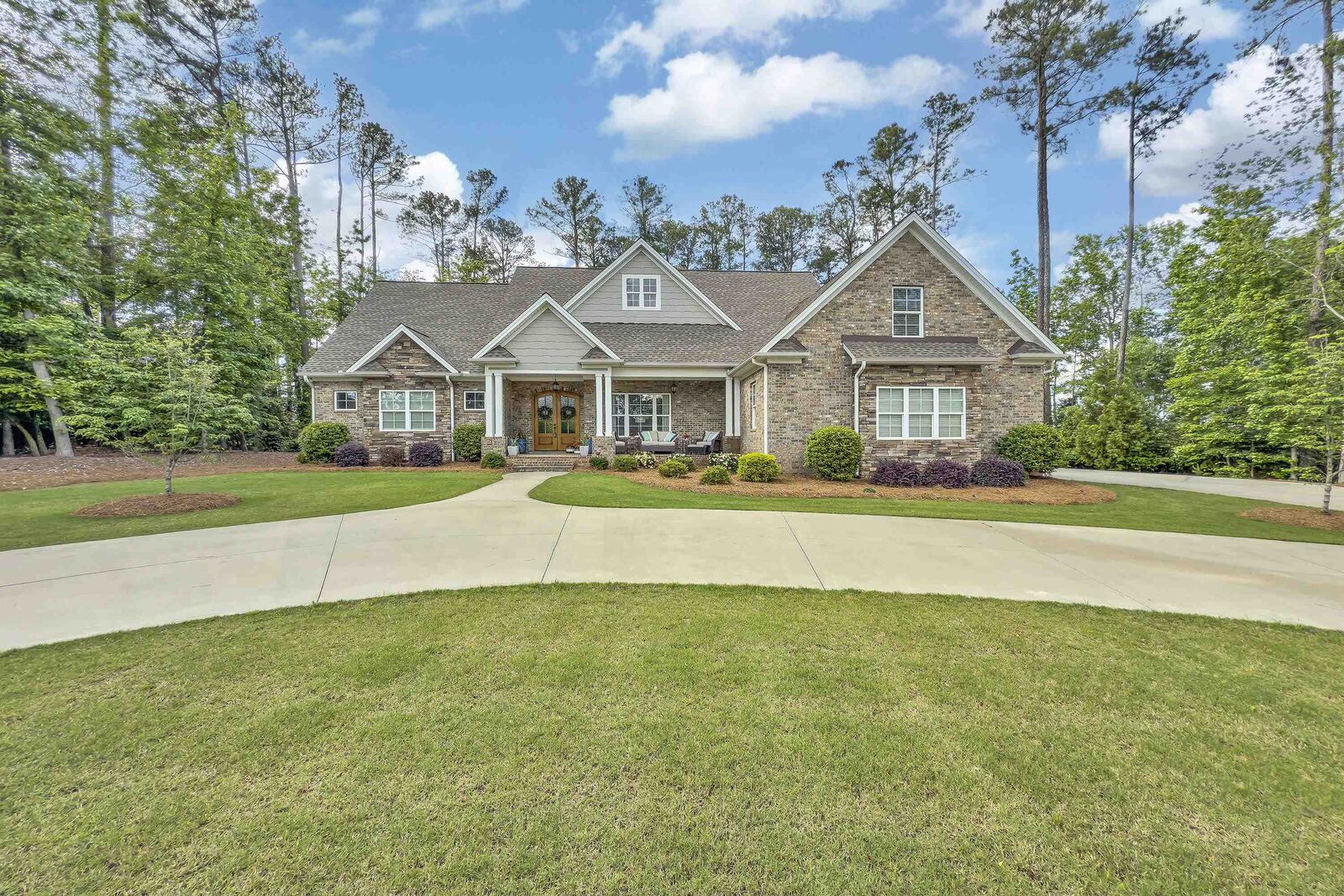 Property Photo: 104 Carolina Club Drive SC 29306