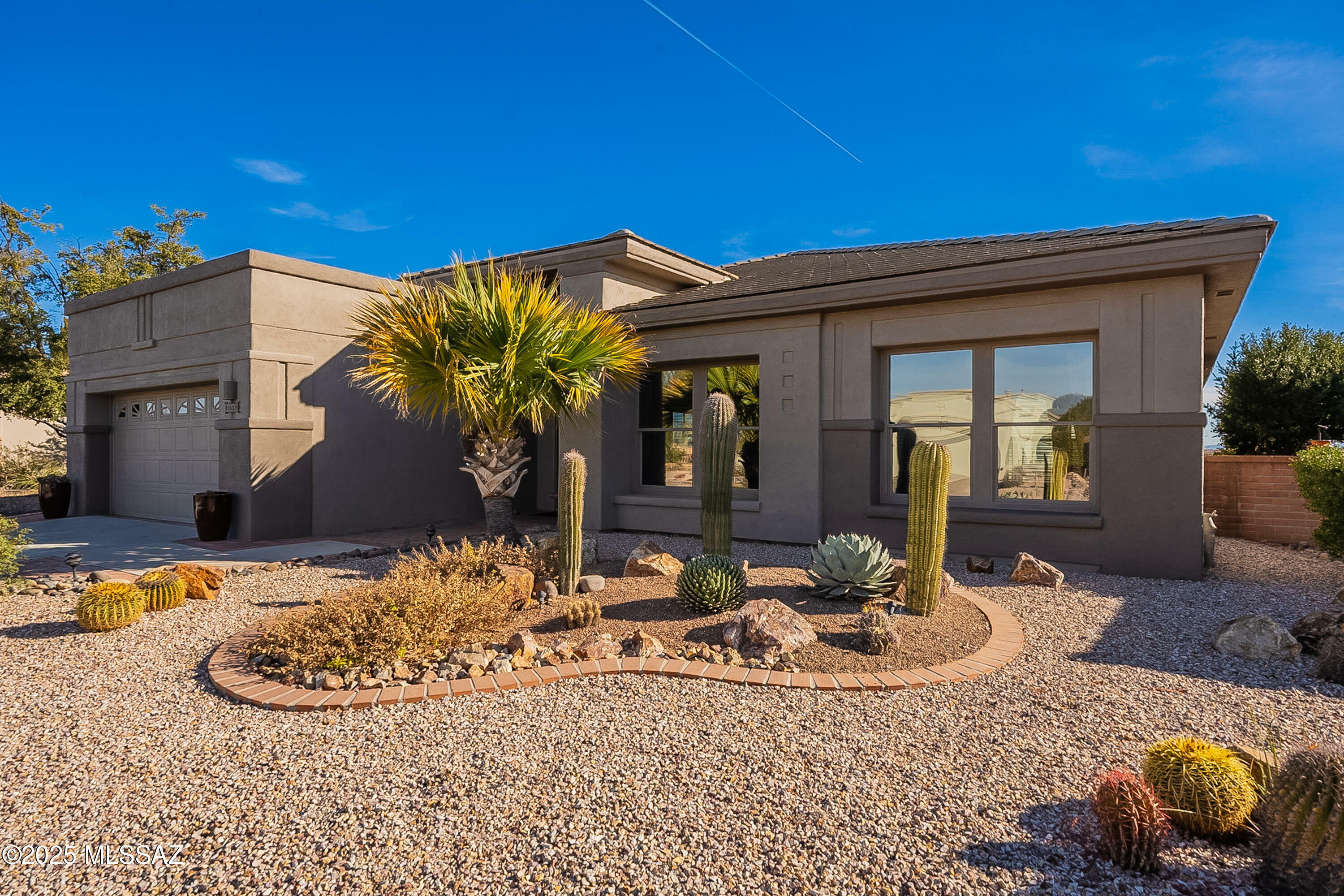 Property Photo:  1689 W Mariquita Street  AZ 85622 