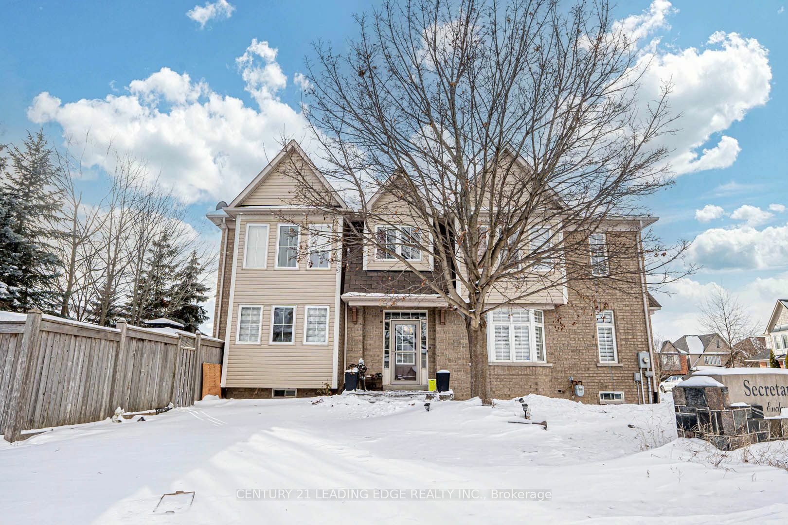 Property Photo:  145 Woodbine Pl  ON L1L 1C5 