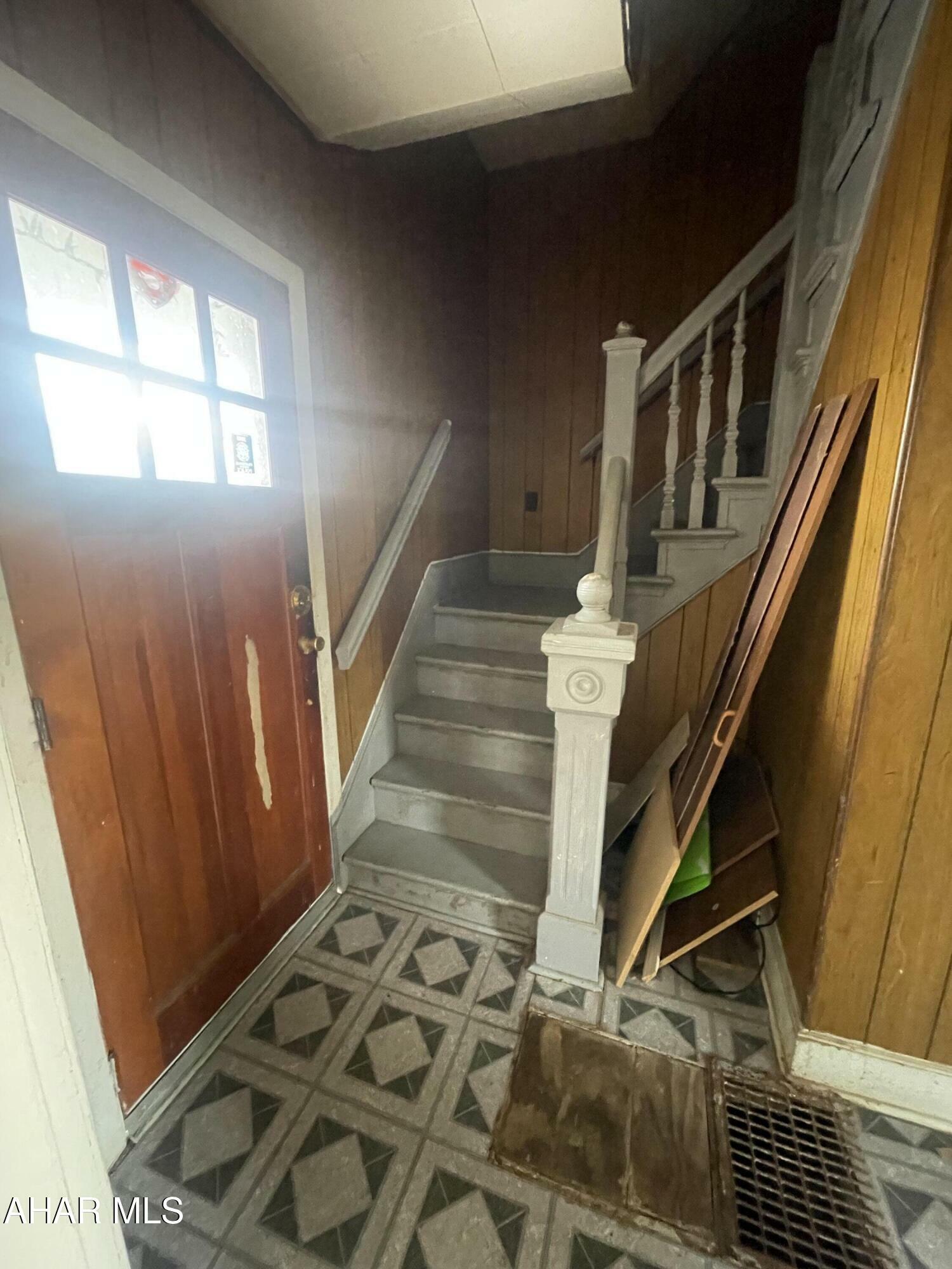 Property Photo: 1529 3rd Avenue PA 16602