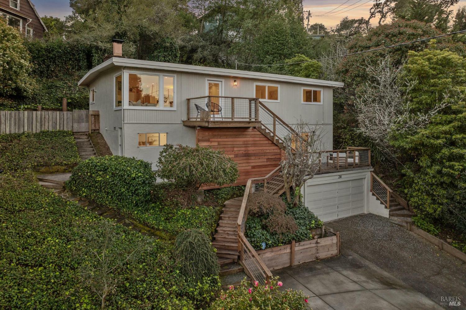 Property Photo:  24 Morning Sun Avenue  CA 94941 