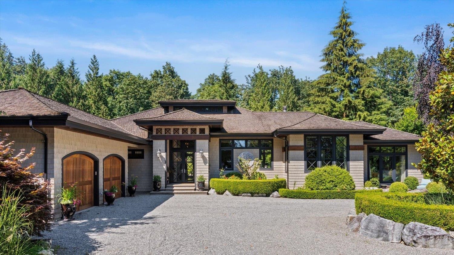 Property Photo: 31999 Bench Avenue BC V4S 1E6