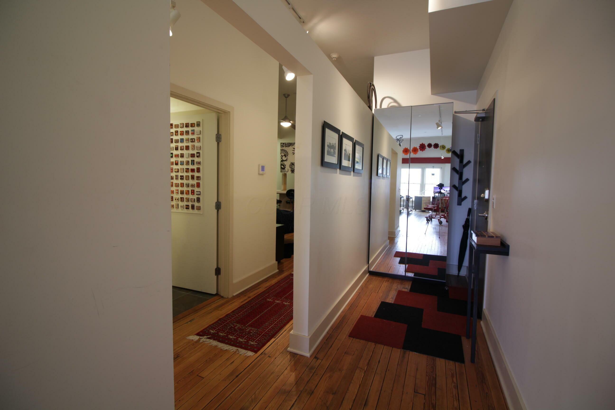 Property Photo:  463 N High Street  OH 43215 