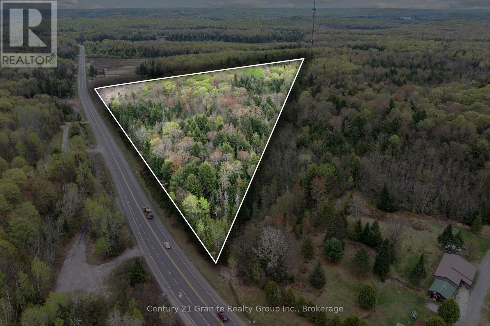 Photo de la propriété:  0 Highway 118  ON K0M 1S0 