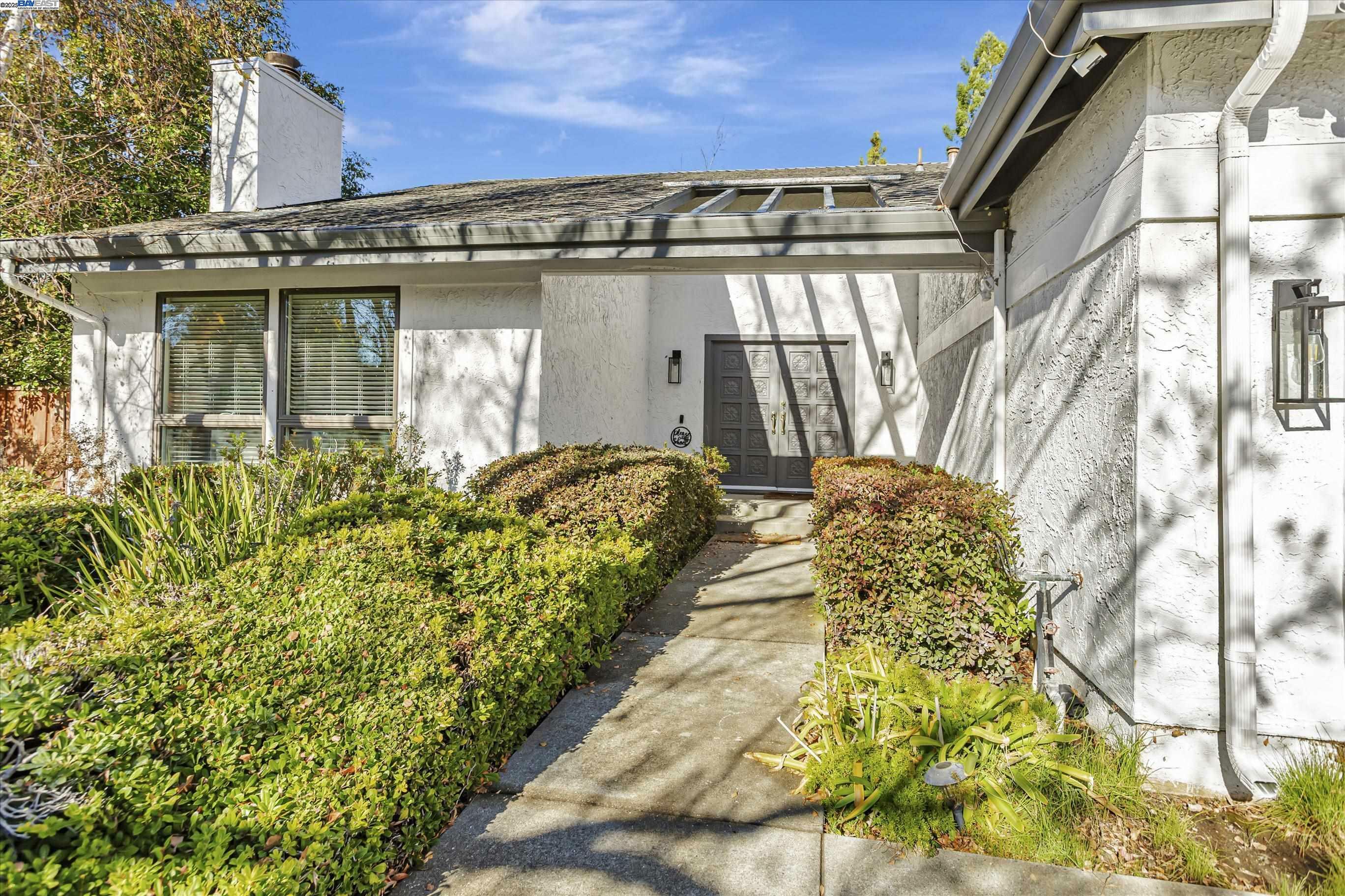 Property Photo:  3512 Whitehaven Dr  CA 94598 