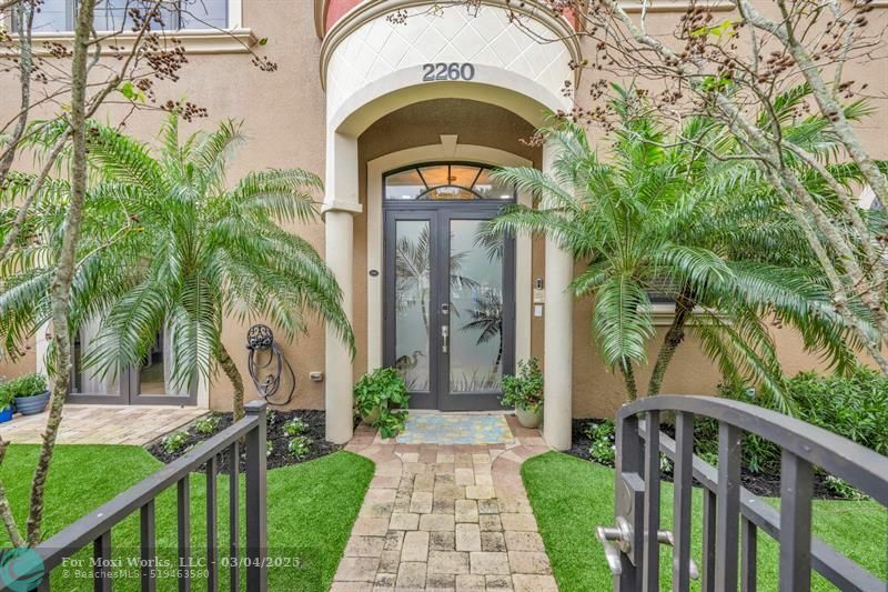 Property Photo:  2260 SE 7 Street  FL 33062 