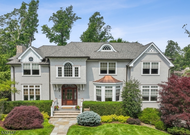 Property Photo: 91 Fairfield Dr NJ 07078