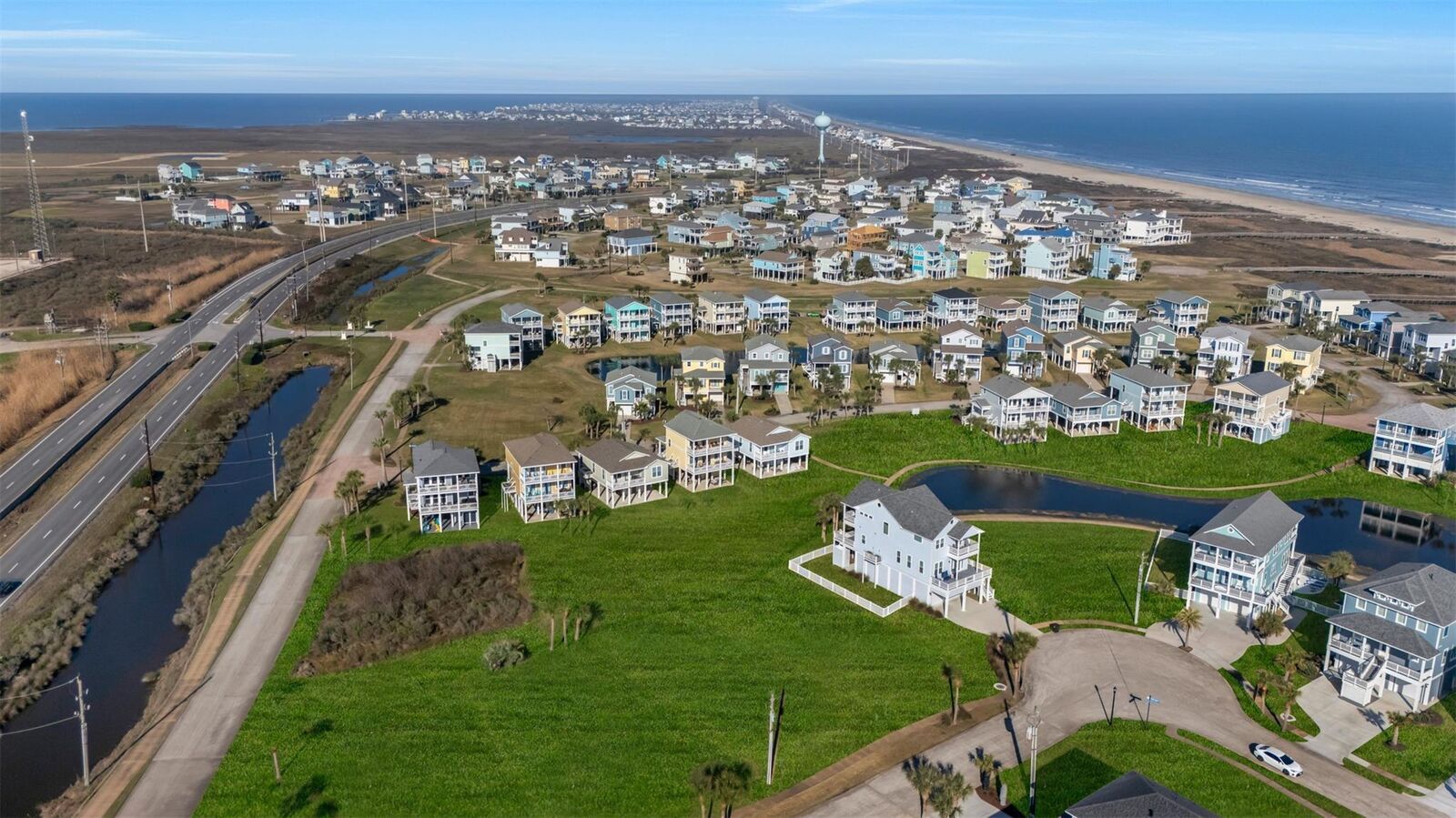 Property Photo:  4111 Royal Tern Lane  TX 77554 