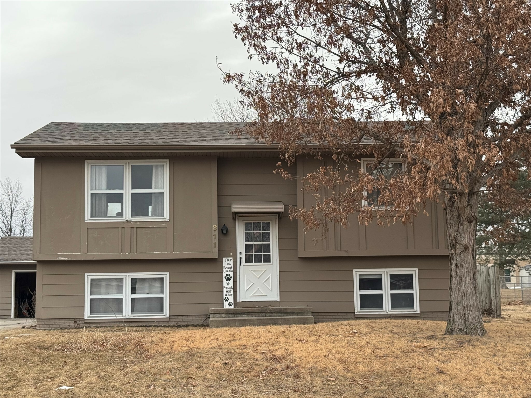 Property Photo:  311 19th Avenue SW  IA 50009 