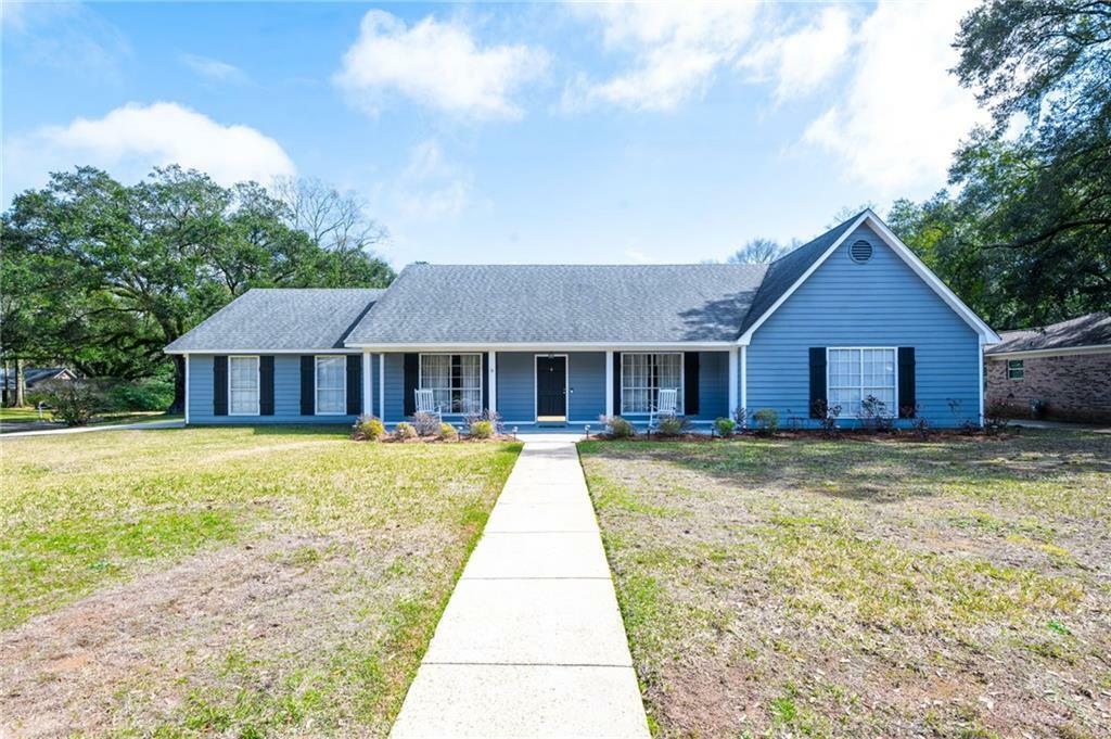 Property Photo: 1809 Timberly Road E AL 36609