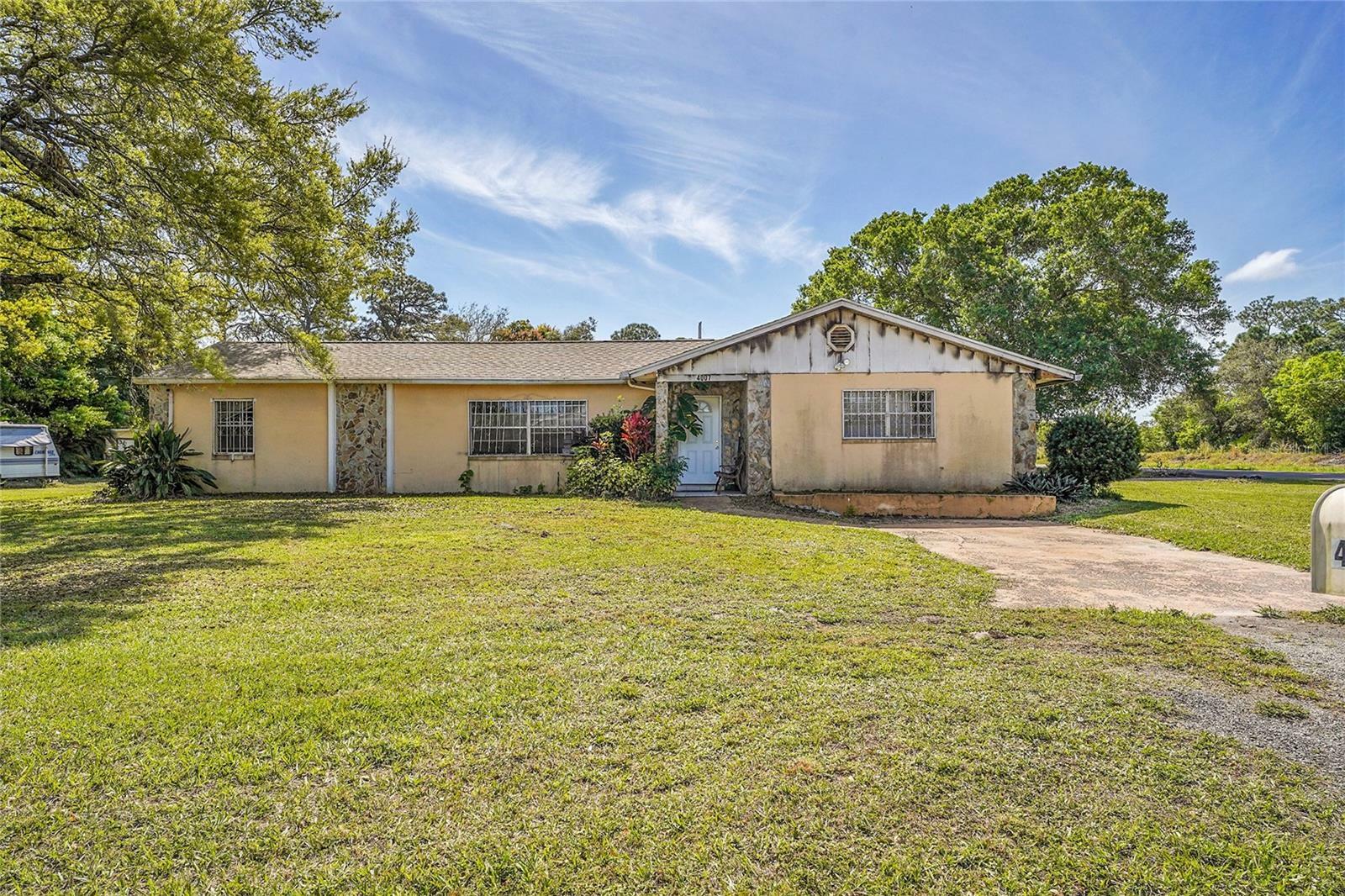 Property Photo:  4007 Avenue M  FL 34947 