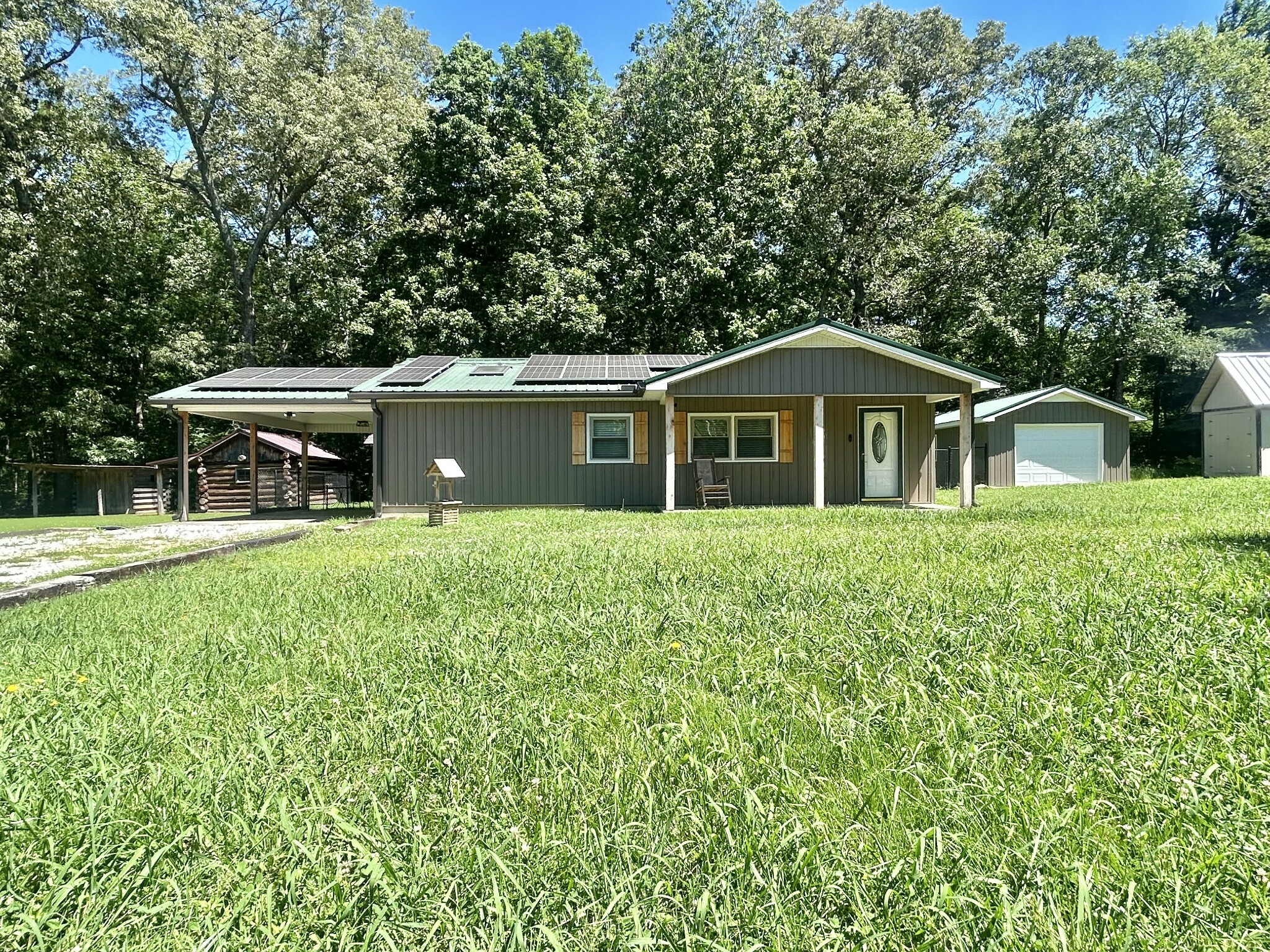 Property Photo:  403 Bryan Blvd  TN 37355 