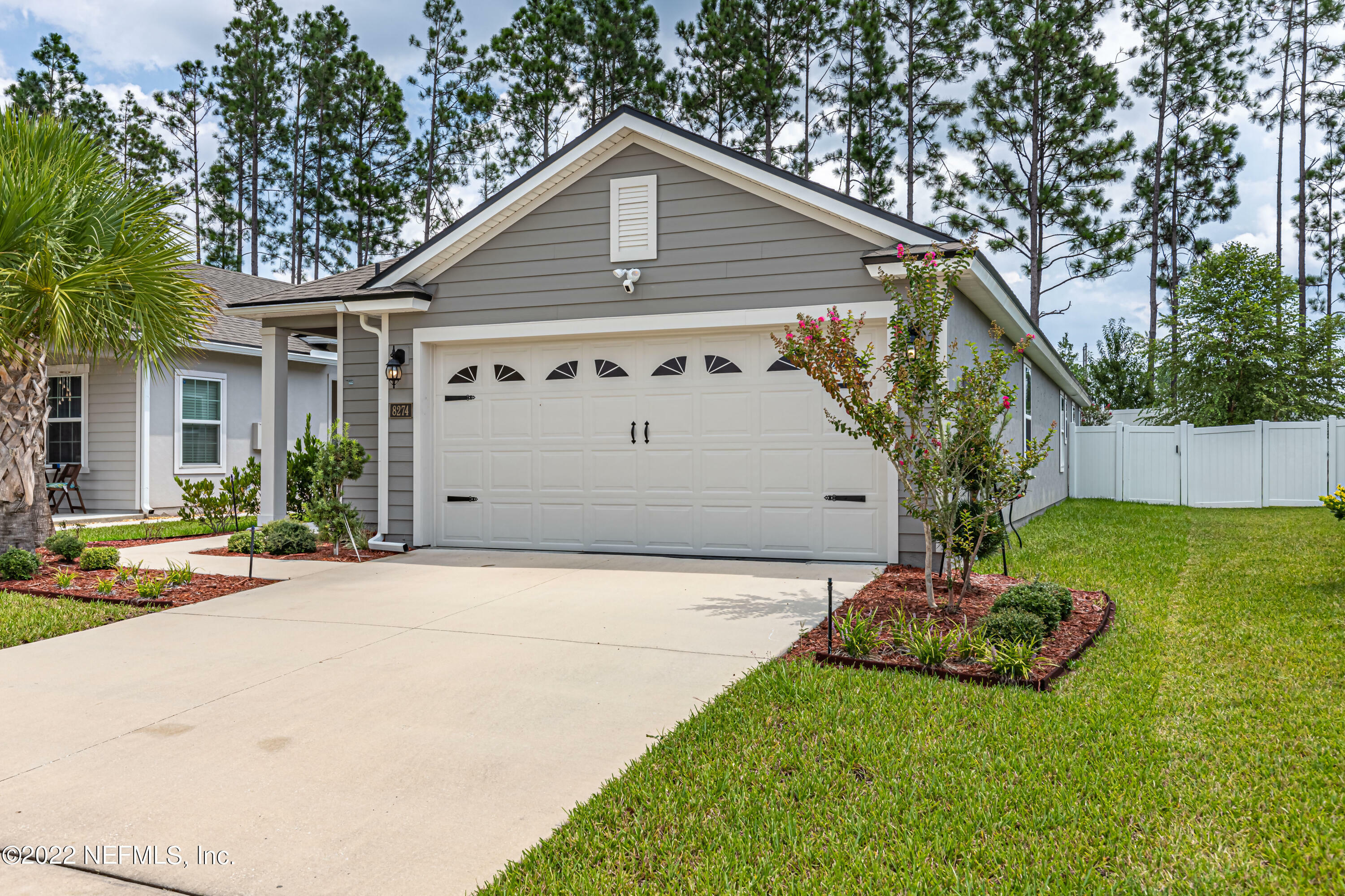 Property Photo:  8274 Cape Fox Drive  FL 32222 