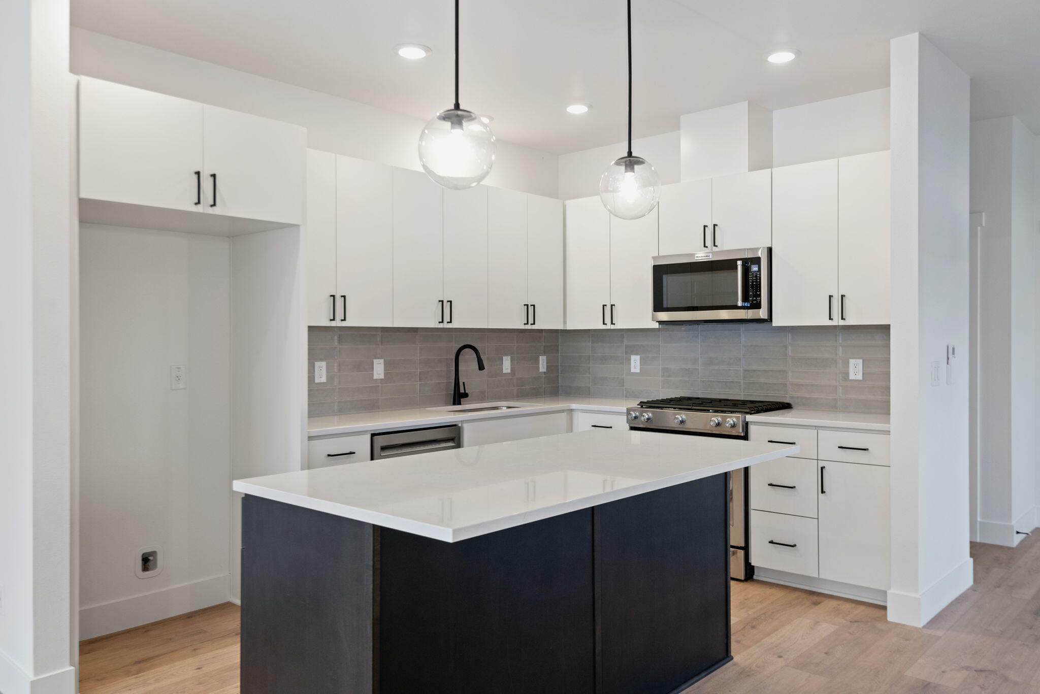 Property Photo: 1014 W Linda Avenue Lot 13 OR 97759