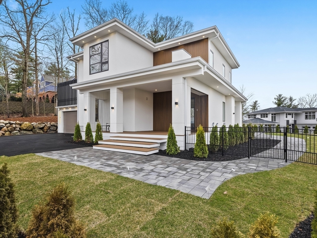 Property Photo:  225 Walnut St  MA 01906 