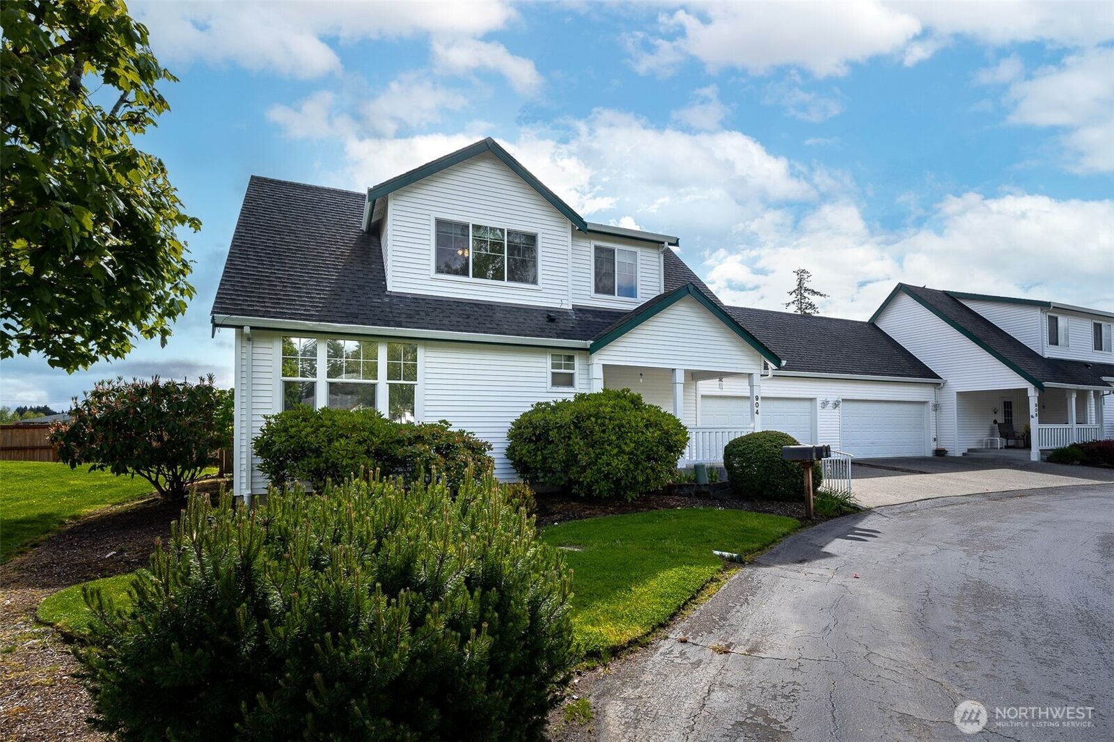 Property Photo: 904 Landing Way WA 98531