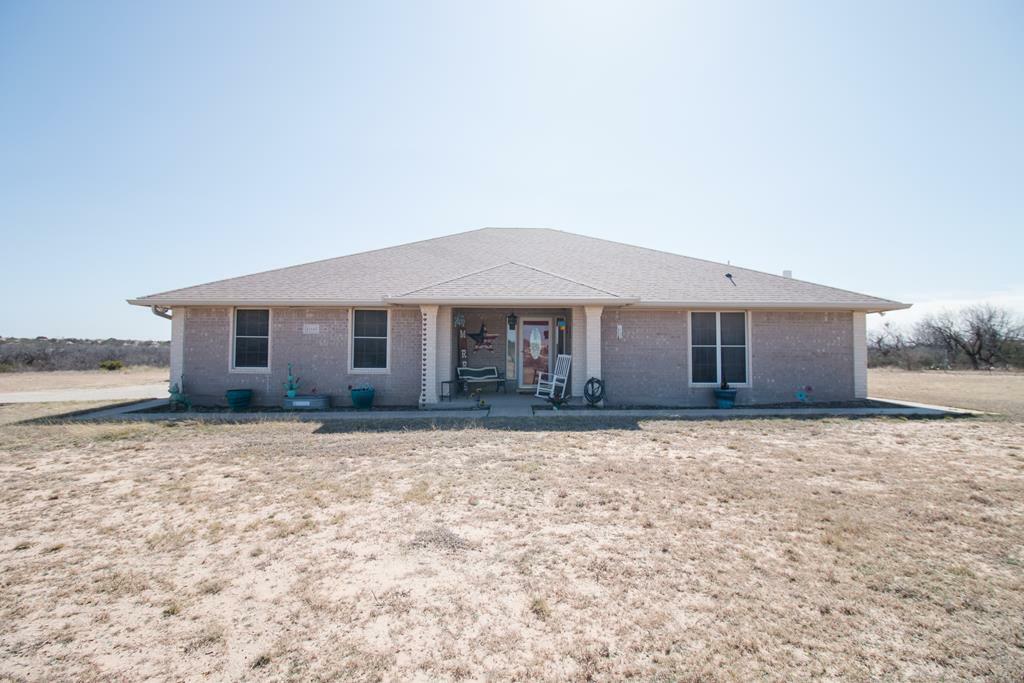 Property Photo: 11661 Twin Lakes Lane TX 76904