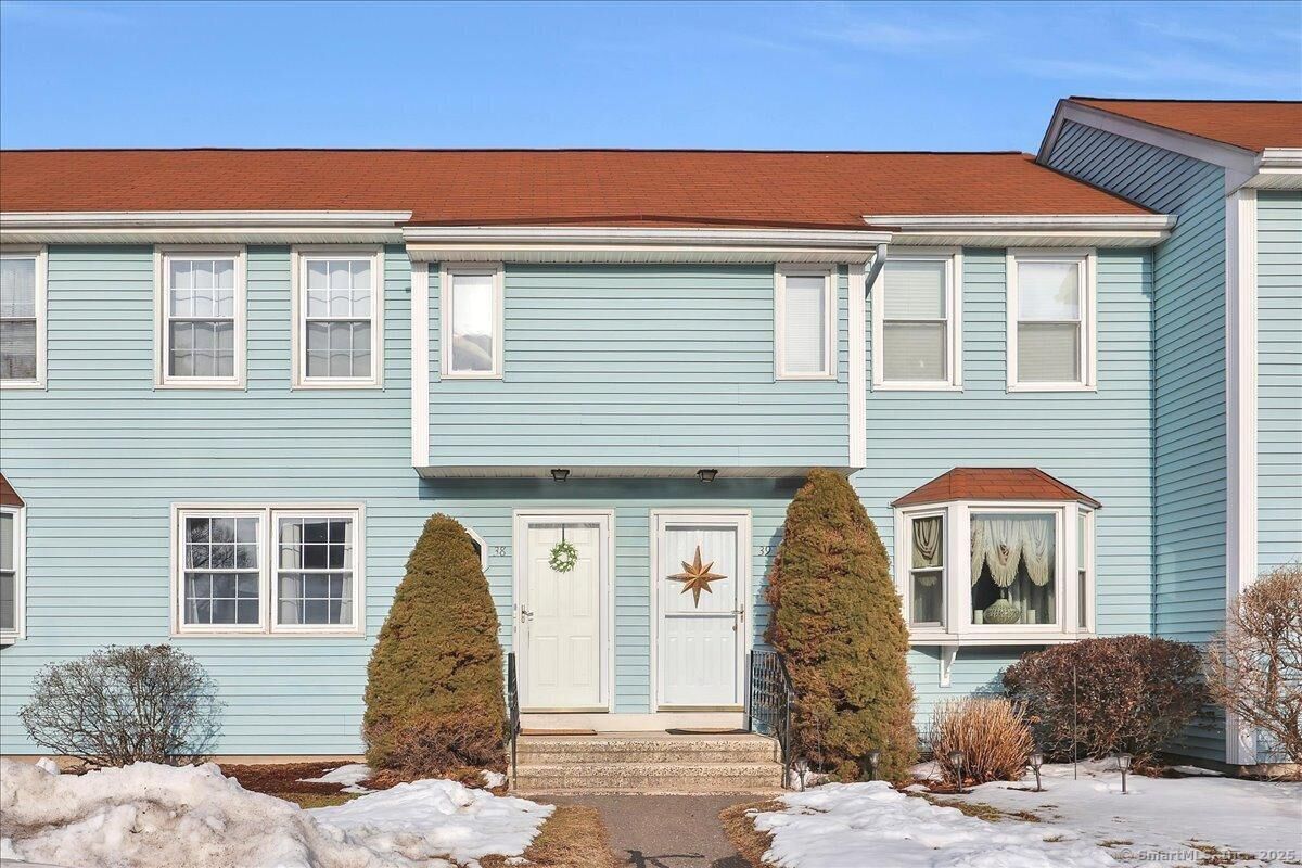 Property Photo:  1 Abbott Road 38  CT 06029 