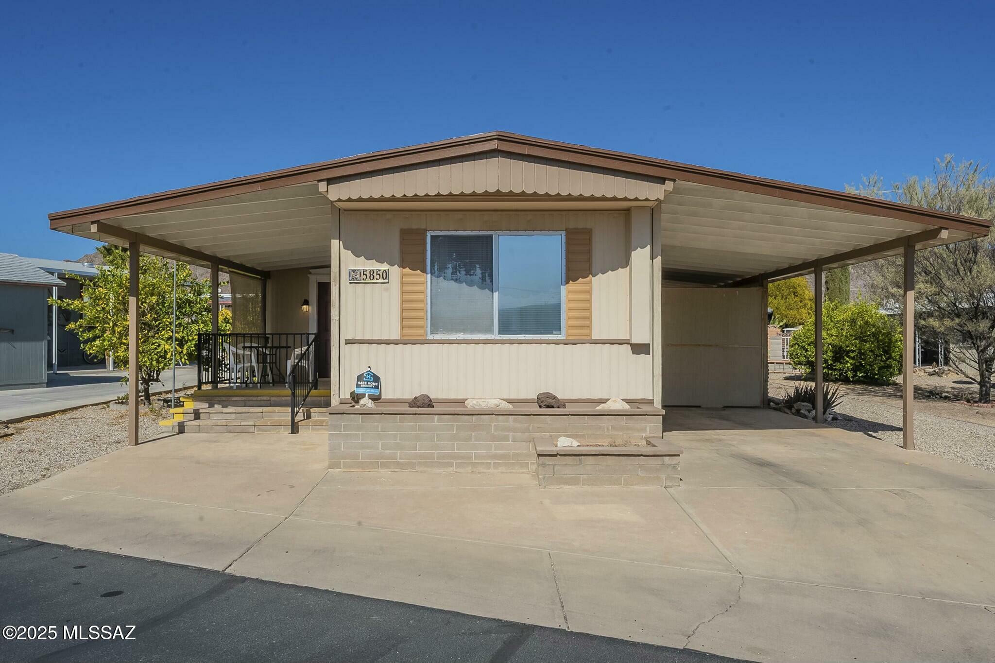 Property Photo: 5850 W Box R Street AZ 85713