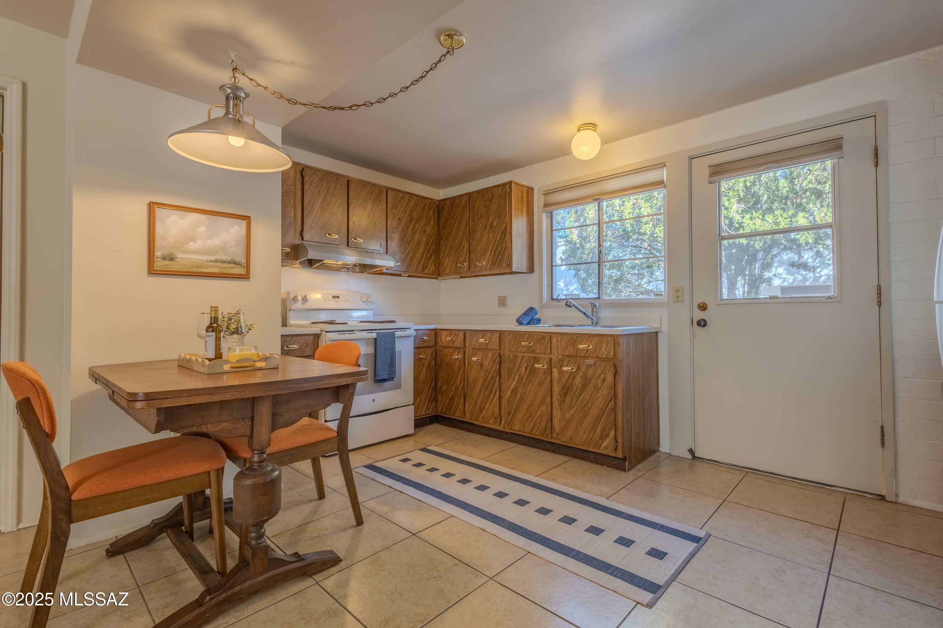 Property Photo: 187 S Paseo Tierra B AZ 85614