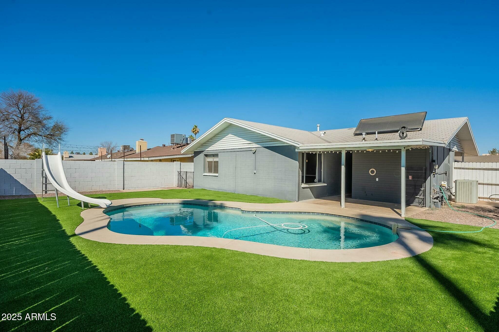 Property Photo: 1715 E El Parque Drive AZ 85282
