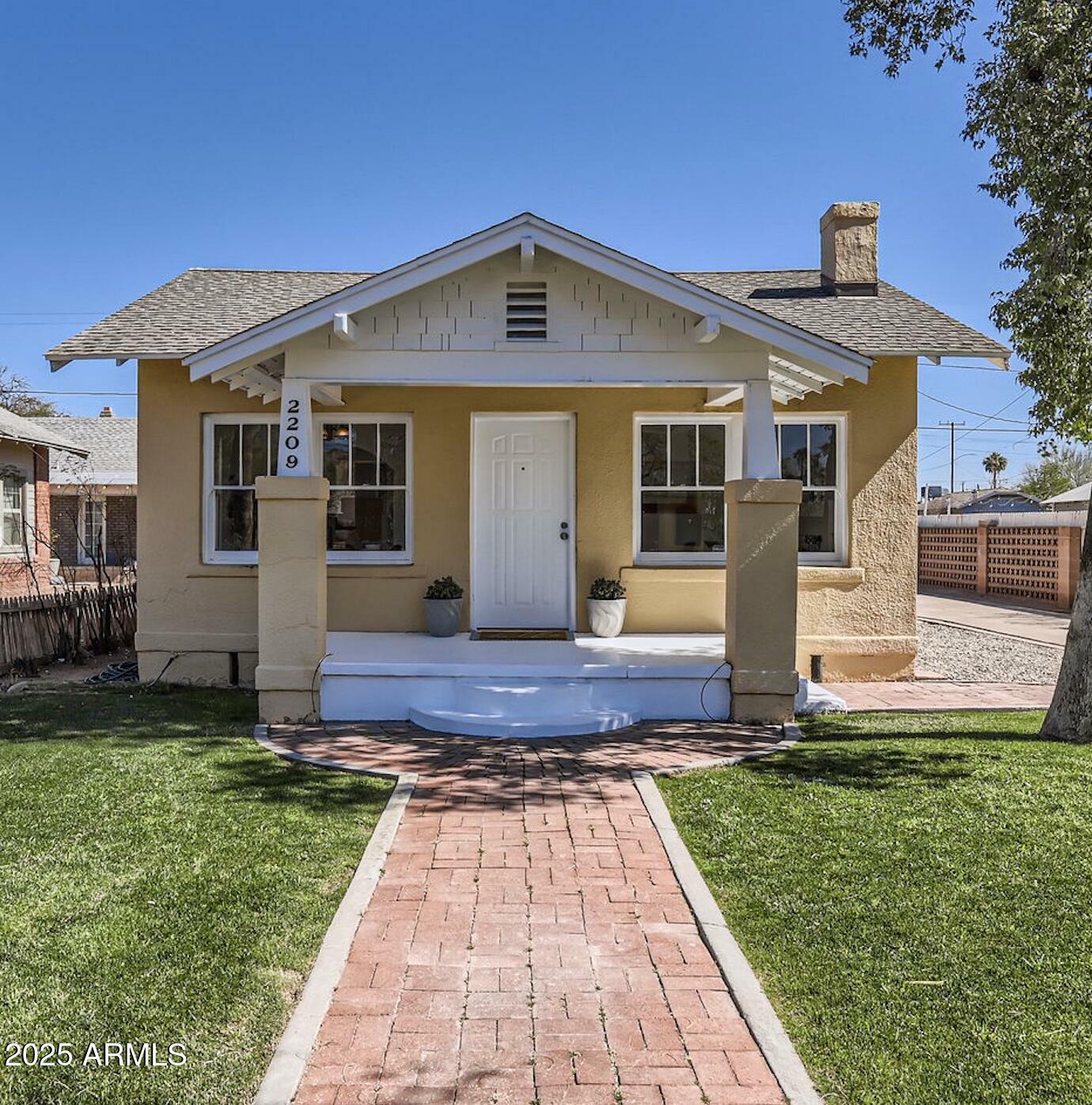 Property Photo:  2209 N 8th Street  AZ 85006 