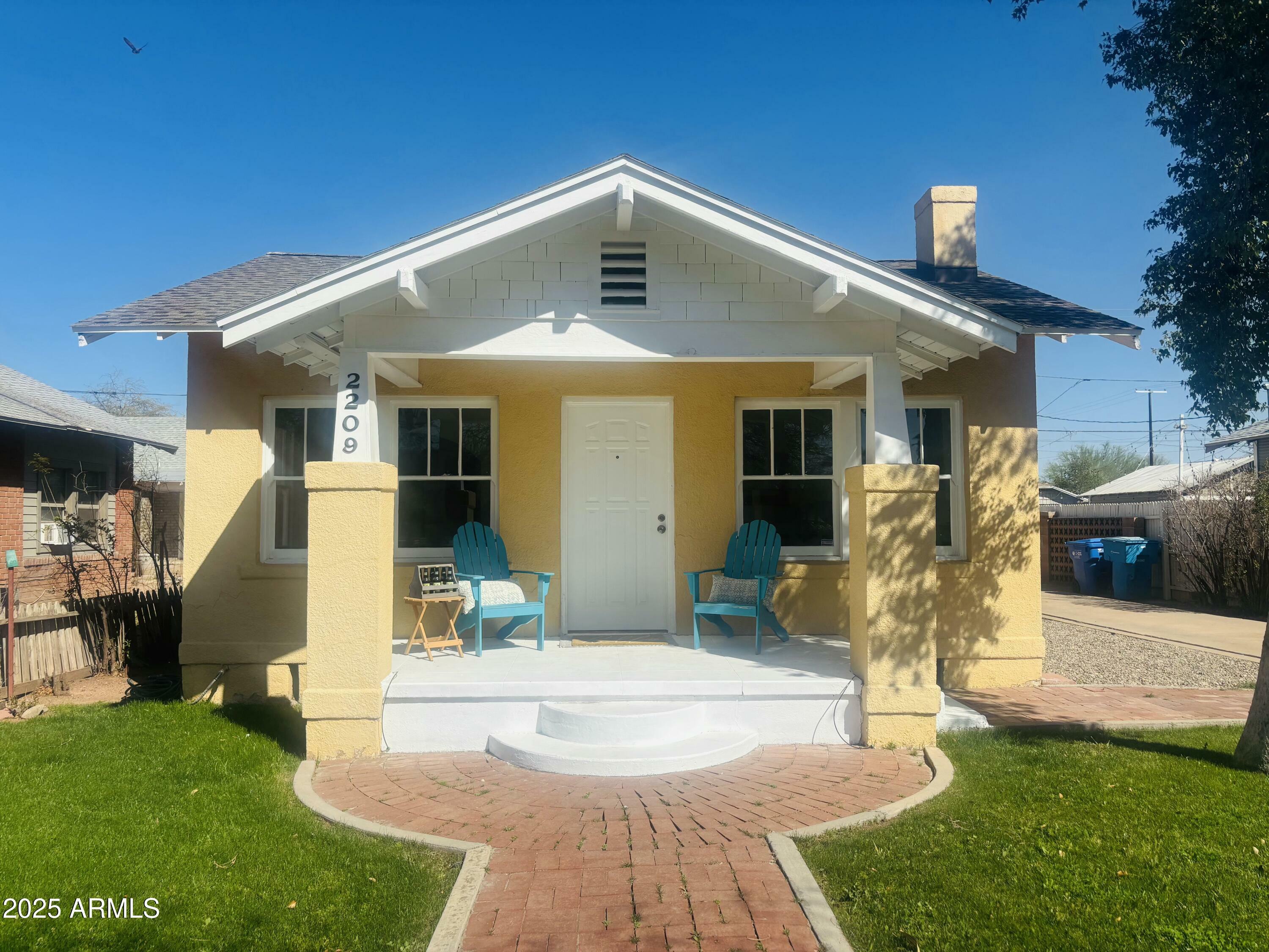 Property Photo: 2209 N 8th Street AZ 85006