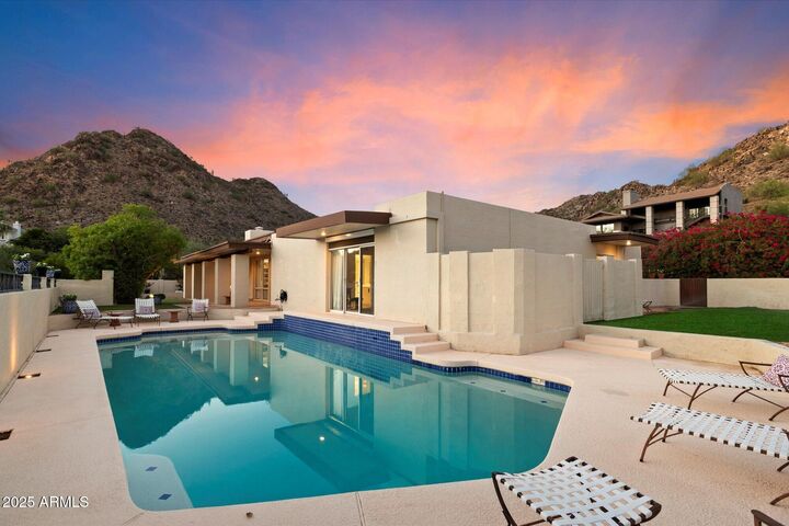 Property Photo:  3500 E Lincoln Drive 6  AZ 85018 