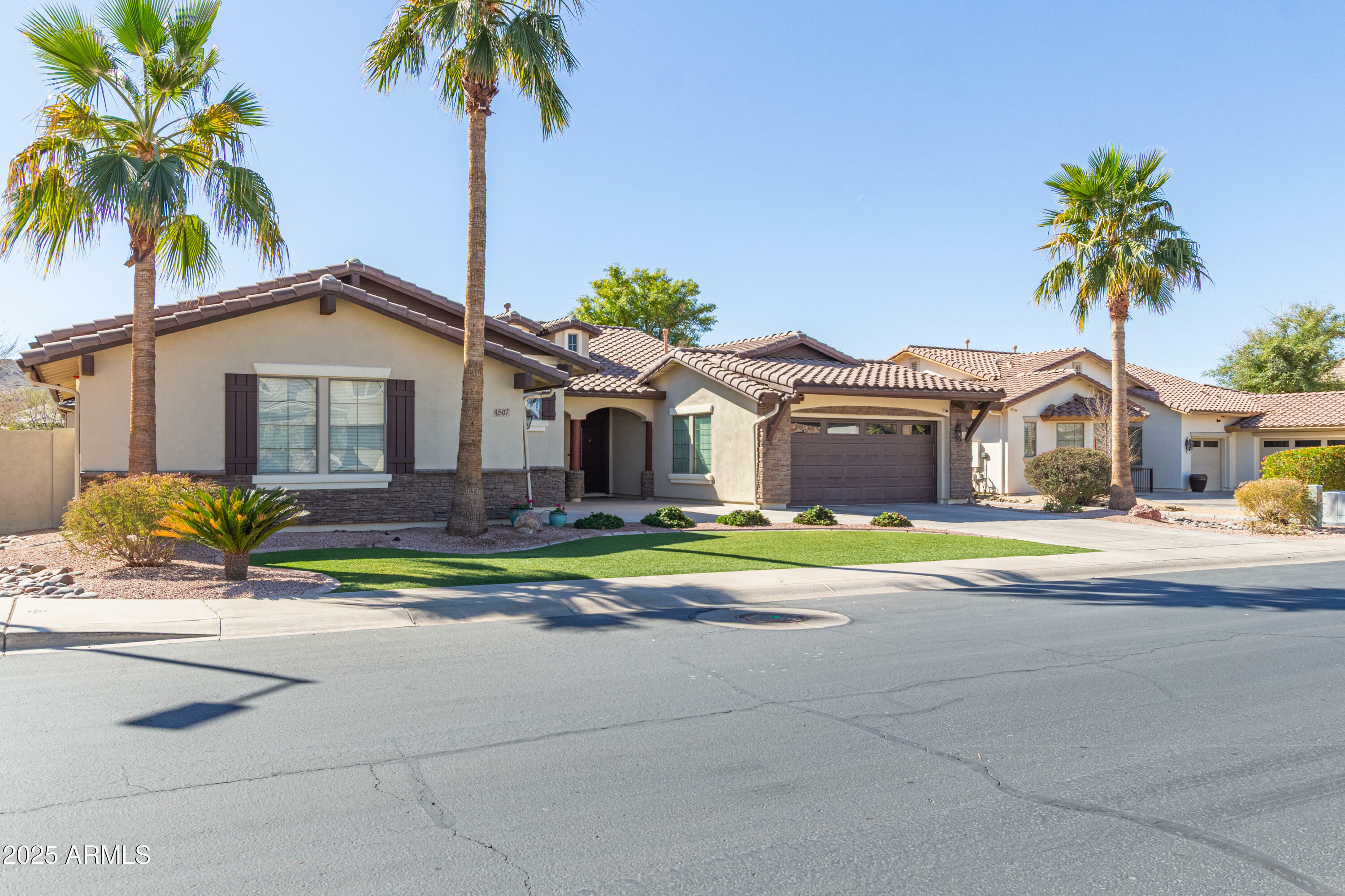 Property Photo:  4507 W Summerside Road  AZ 85339 