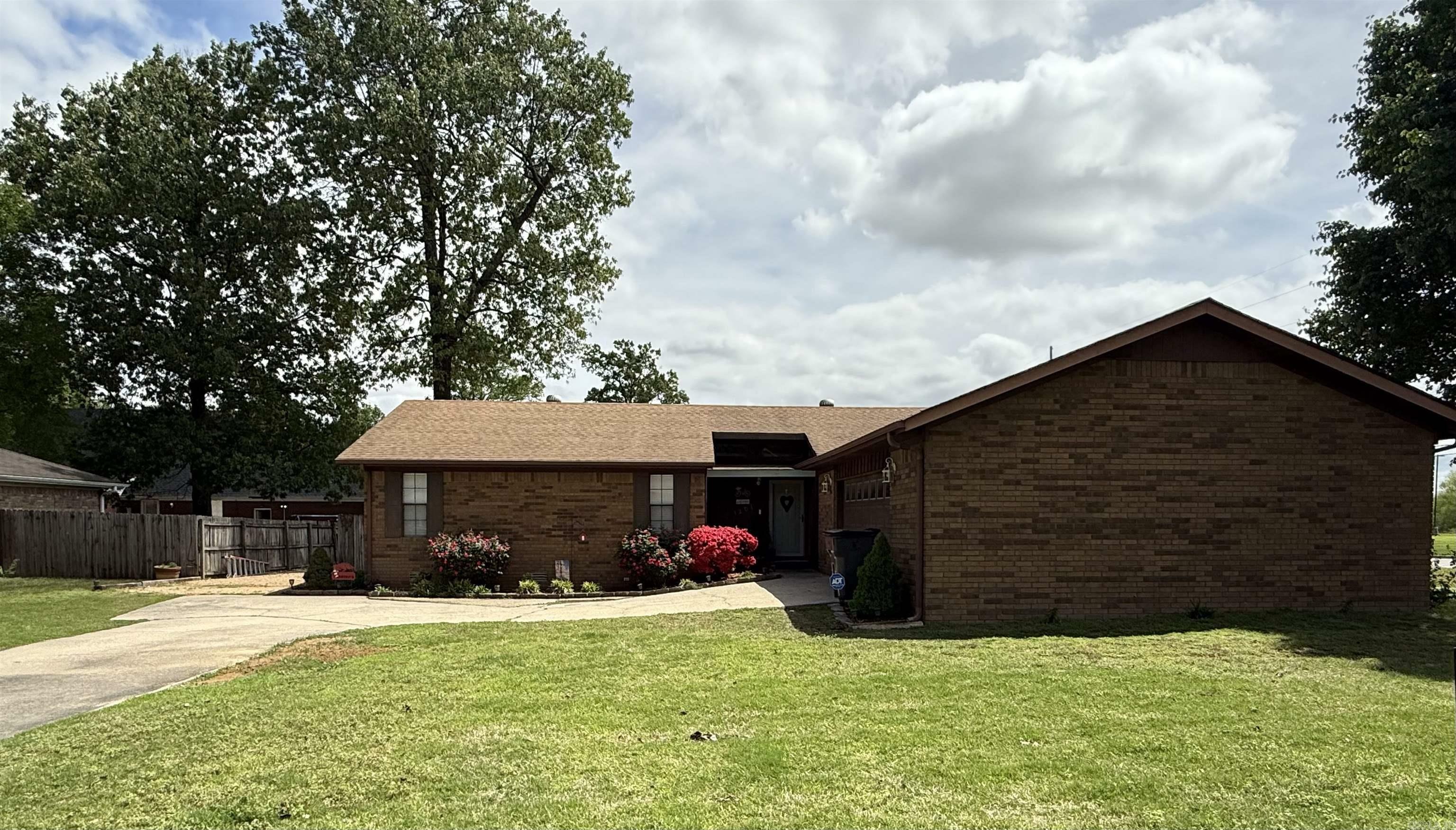 Property Photo: 1201 Asa Drive AR 72450
