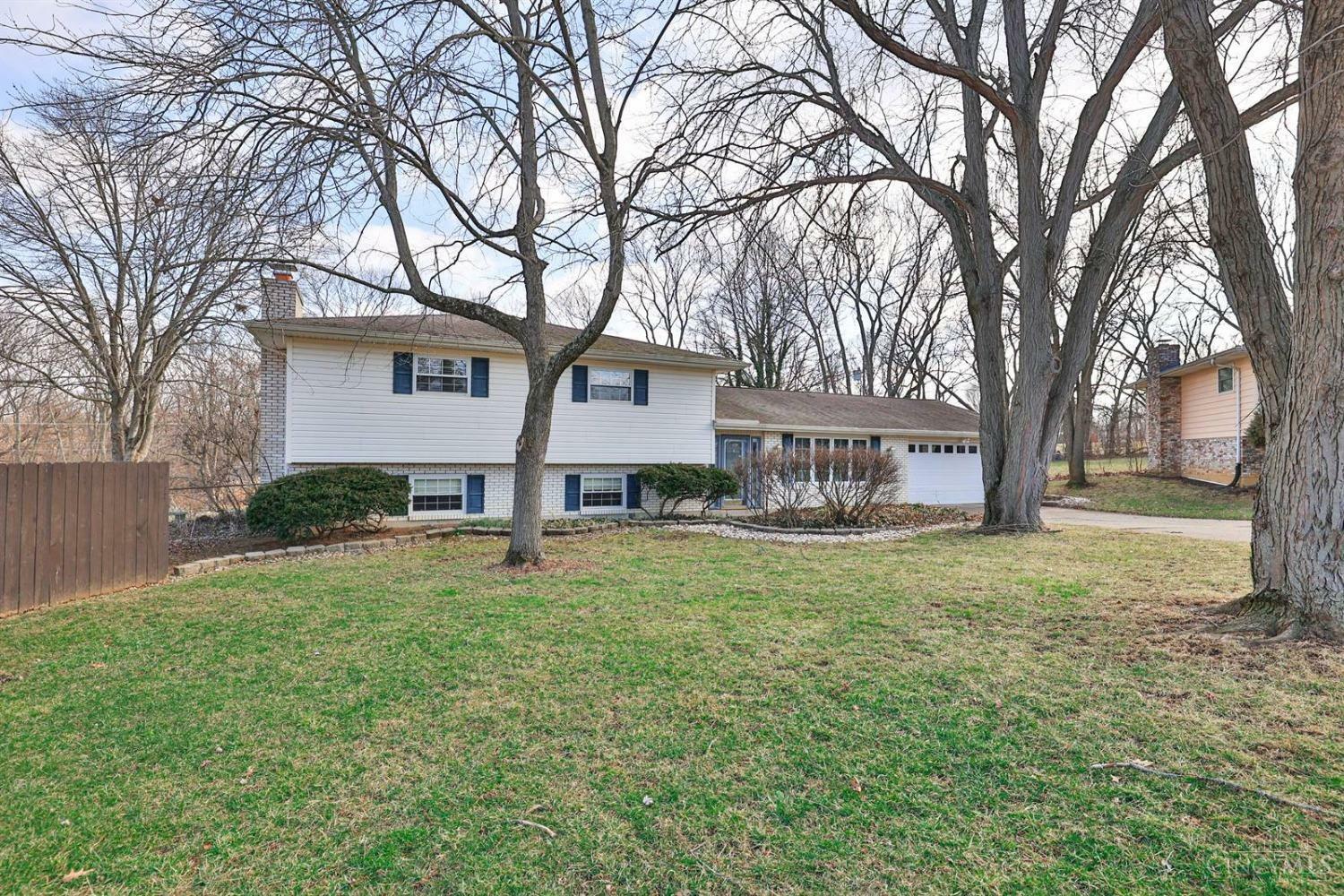 Property Photo:  2534 E Highwood Drive  OH 45014 