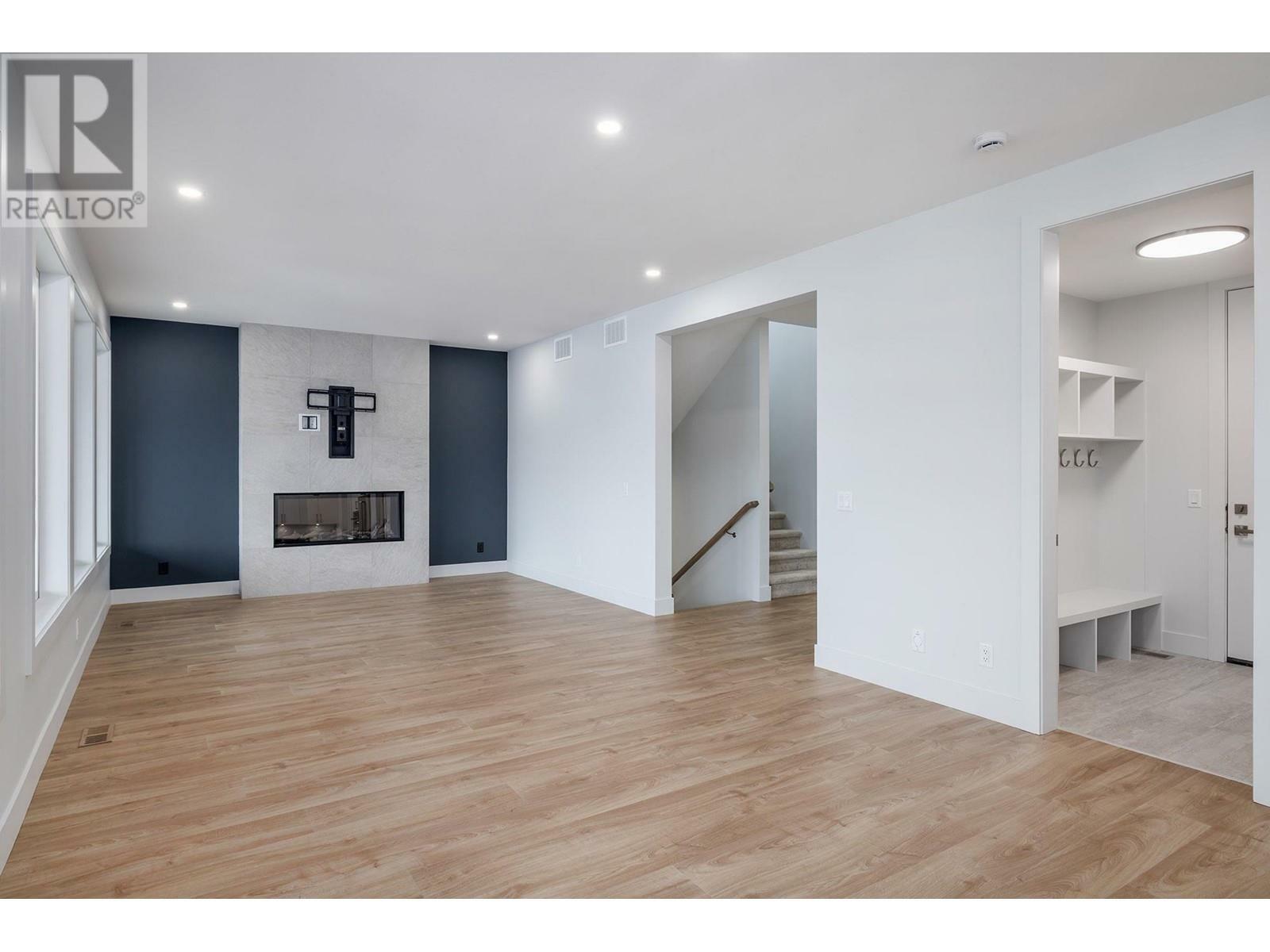 Property Photo:  789 Carleton Street  BC V1V 0A8 