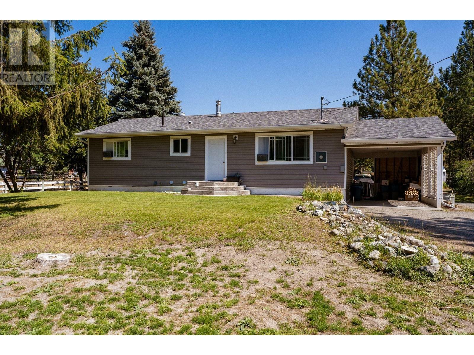Property Photo: 2596 Aberdeen Road BC V0K 1Y0