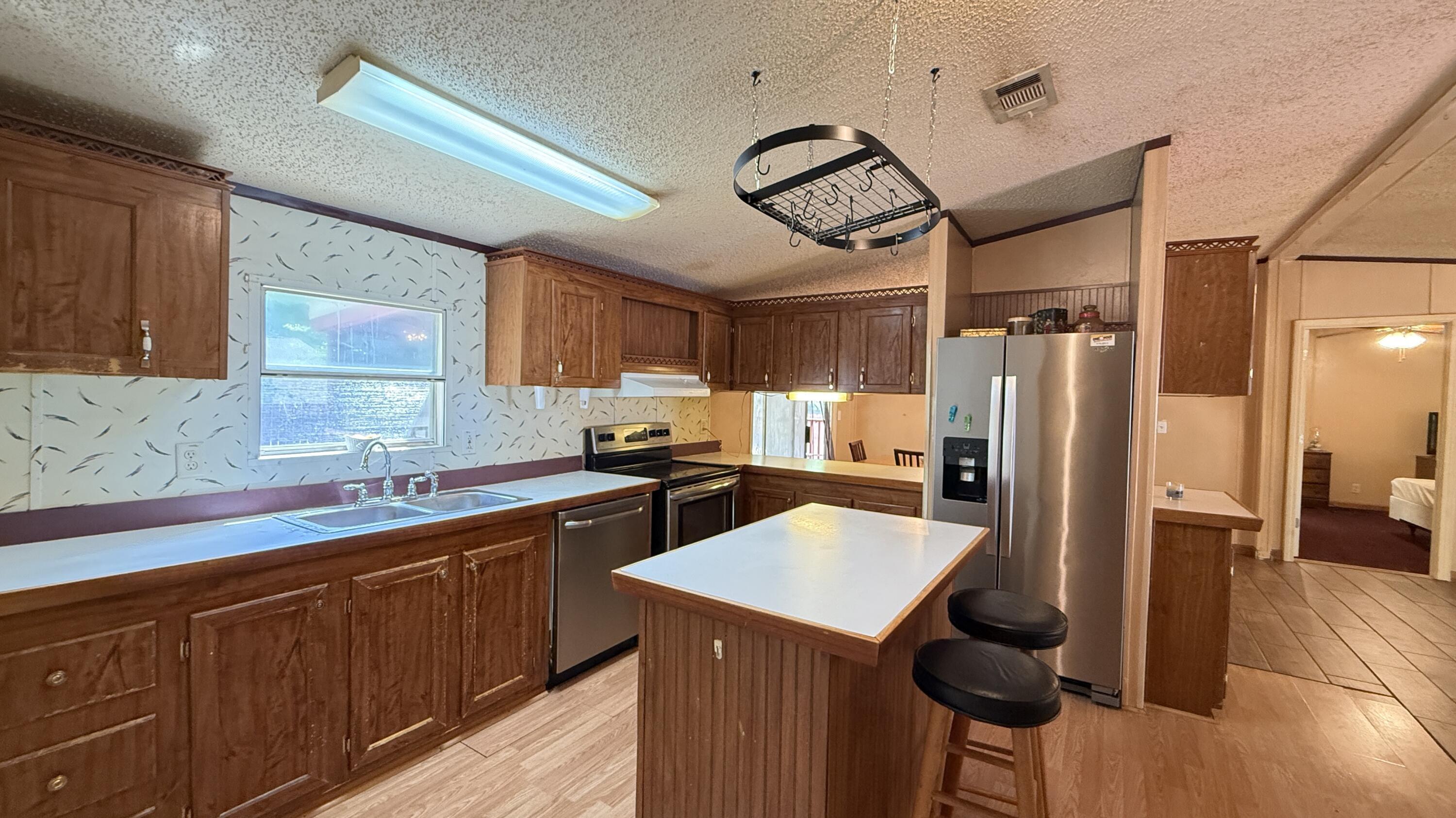 Property Photo: 5243 Morris Street FL 32539