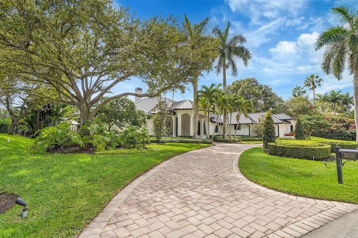 Property Photo:  3600 Paddock Rd  FL 33331 