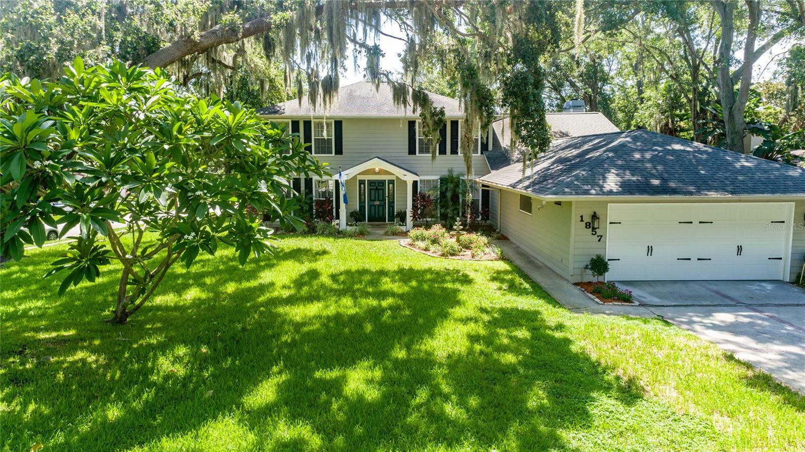 Property Photo:  1857 Castle Woods Drive  FL 33759 