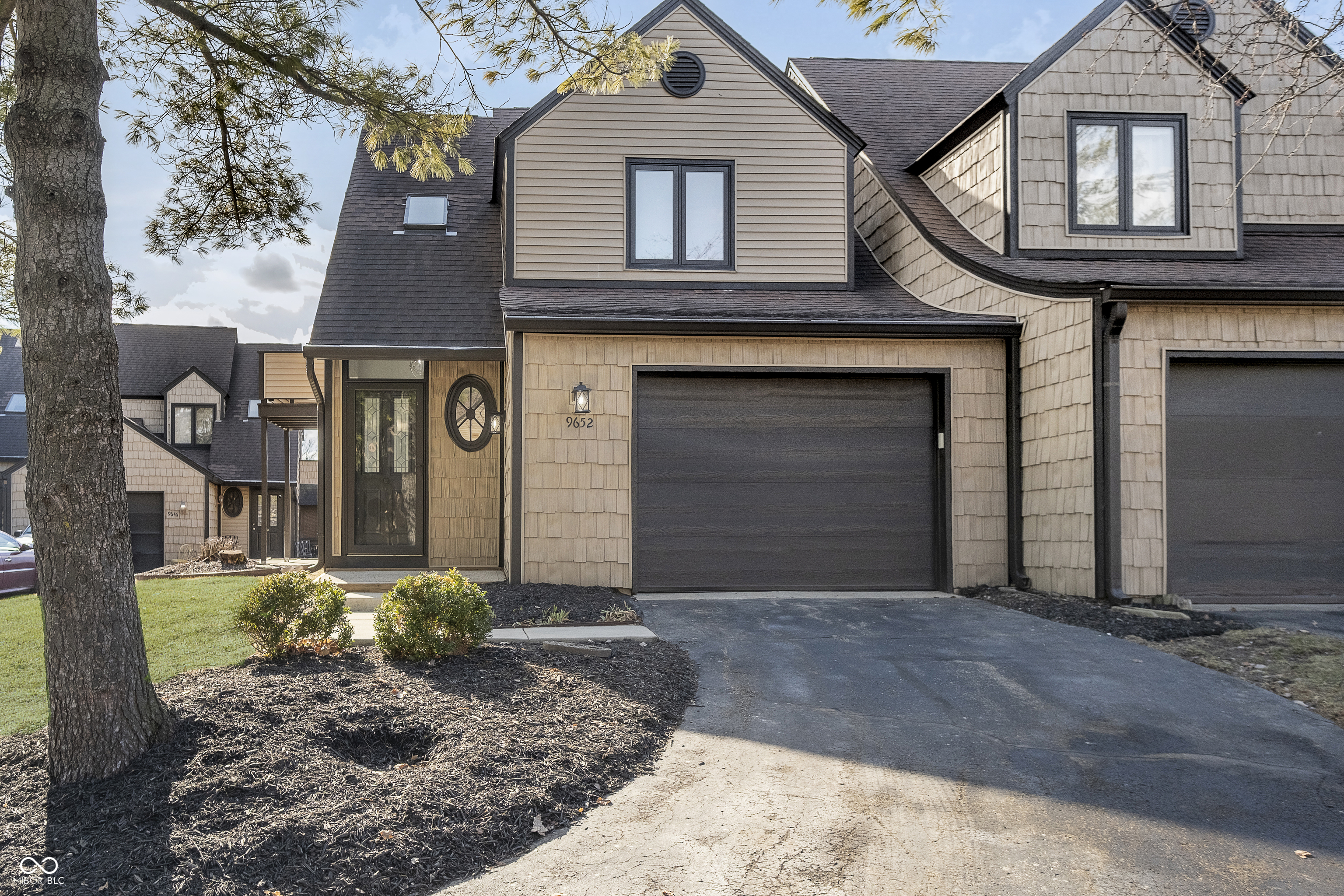 9652 Highgate Circle N  Indianapolis IN 46250 photo