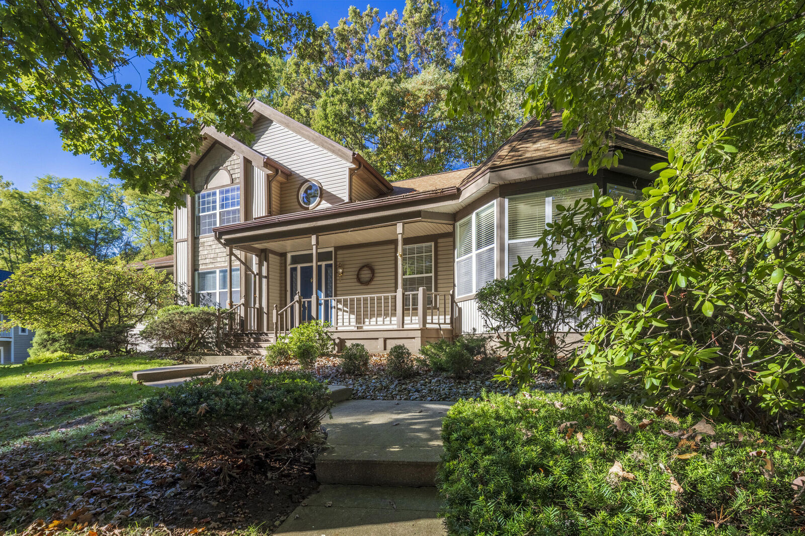 Property Photo:  3004 White Oaks Lane  MI 49107 