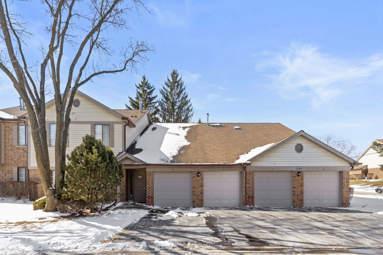 1505 W Pheasant Trail Lane 8  Arlington Heights IL 60004 photo