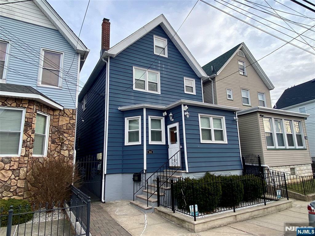 184 Chestnut Street  Kearny NJ 07032 photo