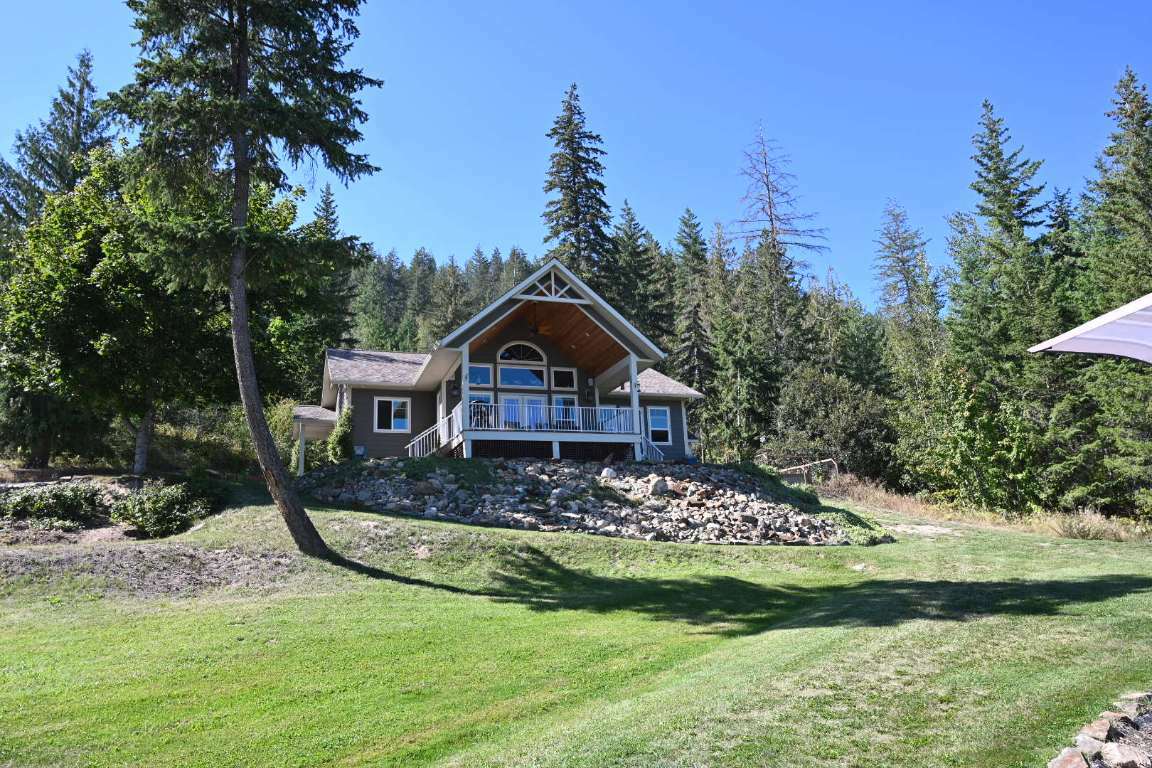 Property Photo:  414 Gunter-Ellison Road  BC V4Y 4G2 